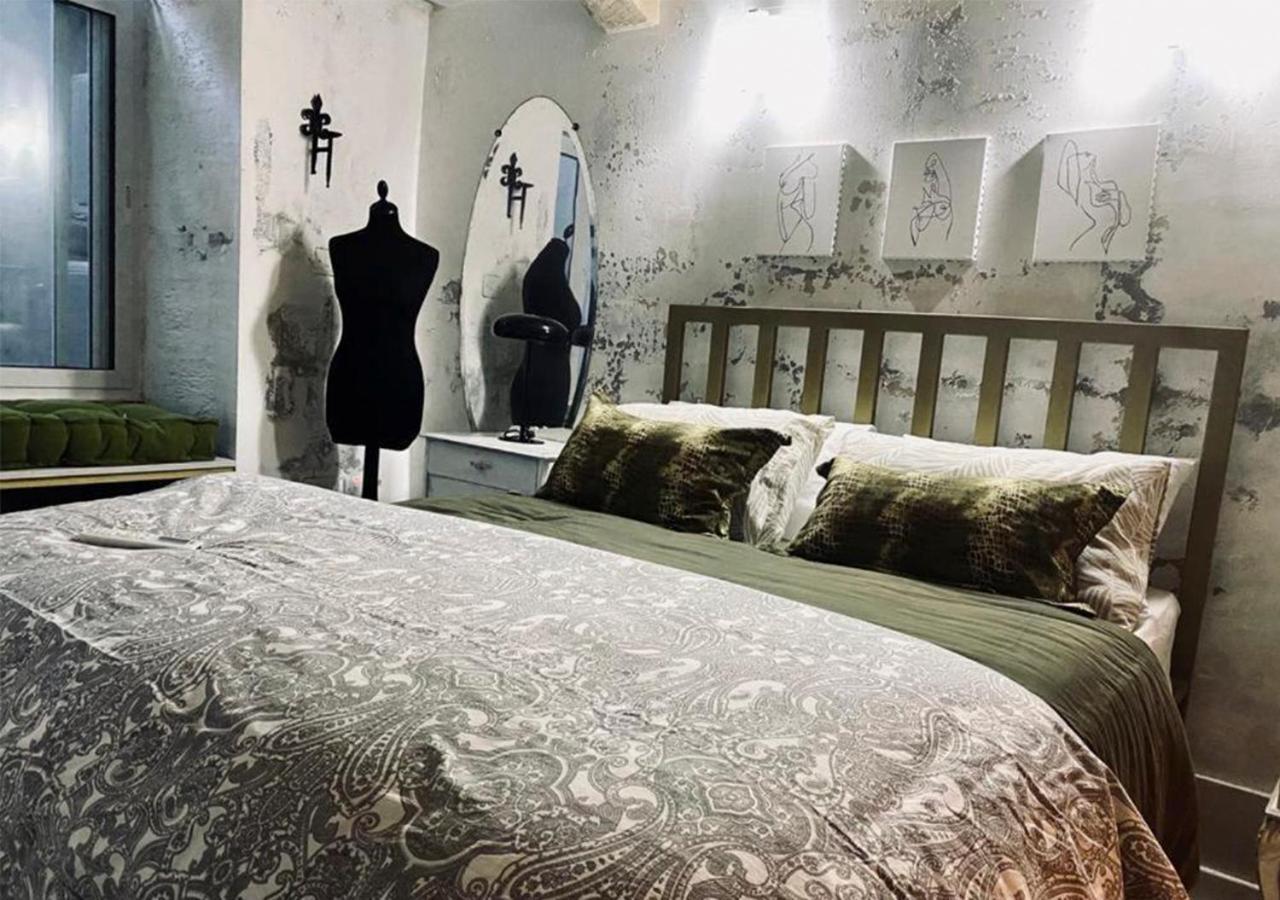 Charming Townhouse Prime Area Valletta Apartamento Exterior foto