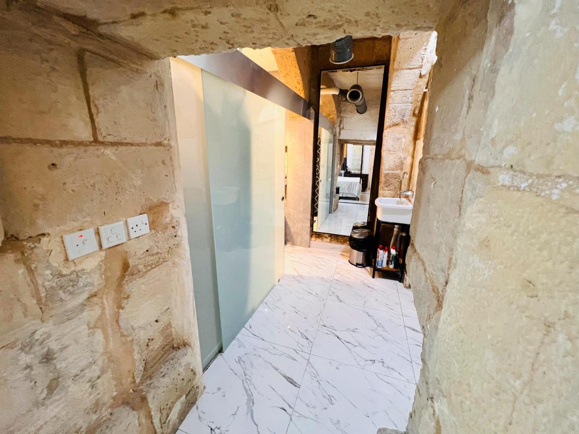 Charming Townhouse Prime Area Valletta Apartamento Exterior foto